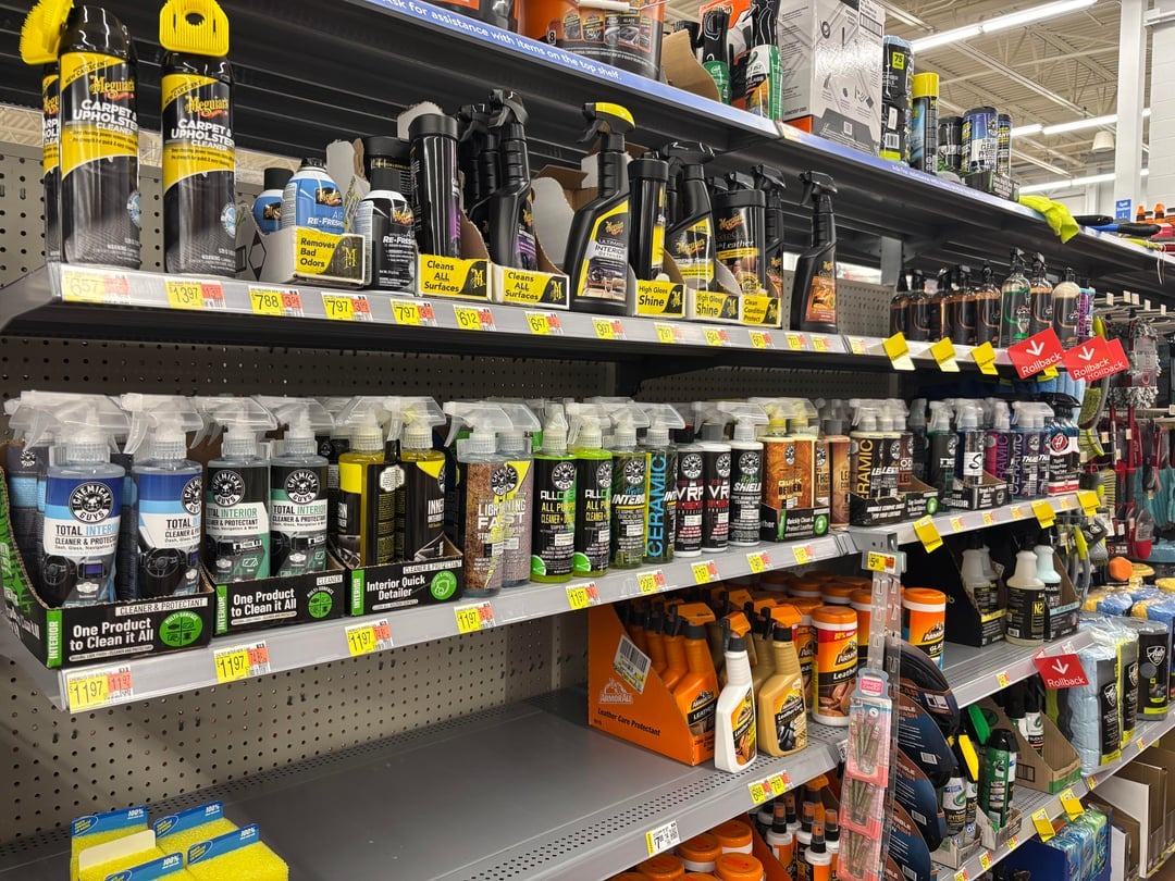 Prodej velkoobchodu s průmyslovou chemií